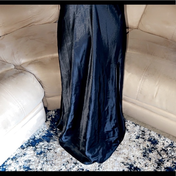 VINTAGE VICTORIA’S SECRET Sheer Lace Night Gown - Picture 5 of 7